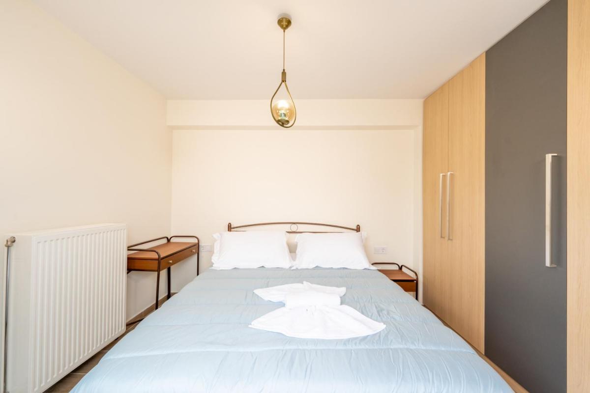Iaira Apartment Athena Bagian luar foto
