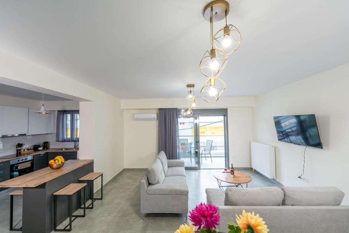 Iaira Apartment Athena Bagian luar foto