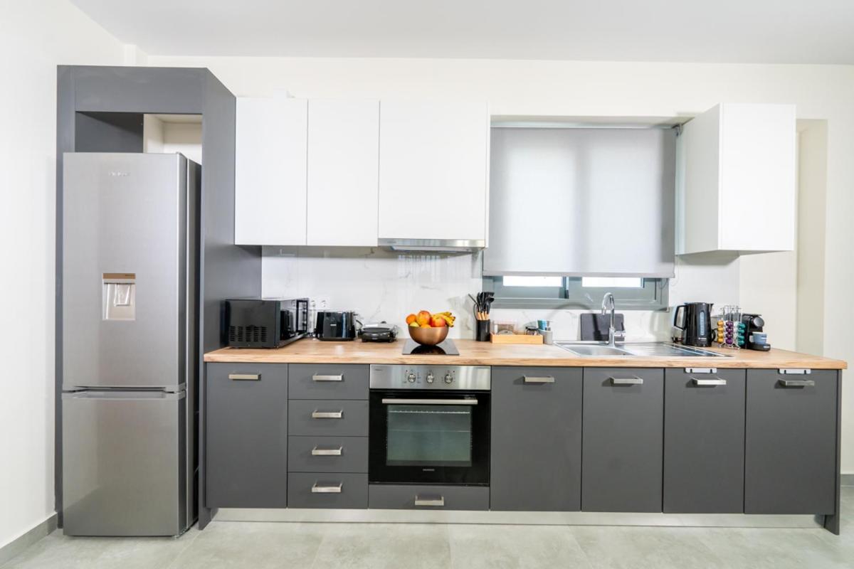 Iaira Apartment Athena Bagian luar foto