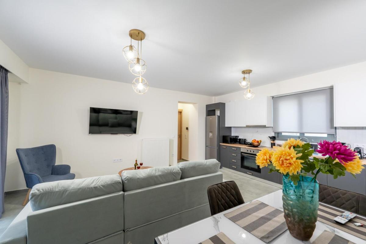 Iaira Apartment Athena Bagian luar foto